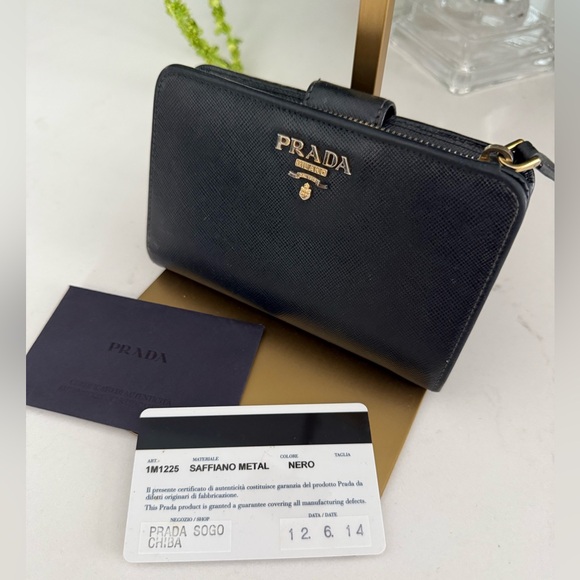 PRADA Black Saffiano Metal Leather Logo French Bifold Wallet - live listings - Picture 2 of 13